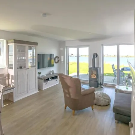 Vogelvilla Holiday home *